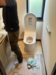 優雅なウェーブライン、高級感漂う金属調アクセントのネオレストLS2 大田区T様邸 優雅なウェーブライン、高級感漂う金属調アクセントのネオレストLS2 大田区T様邸